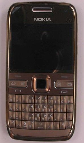 FCC Nokia E72